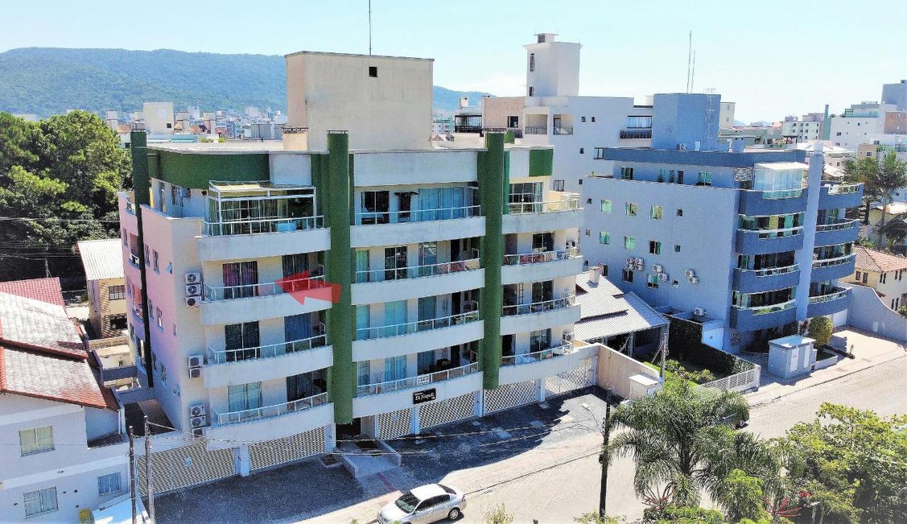 1024 - Apartamento Em Bombinhas Para Locacao De Temporada - Praia De Bombas Exterior photo
